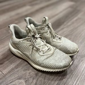 Adidas Bounce Sneakers